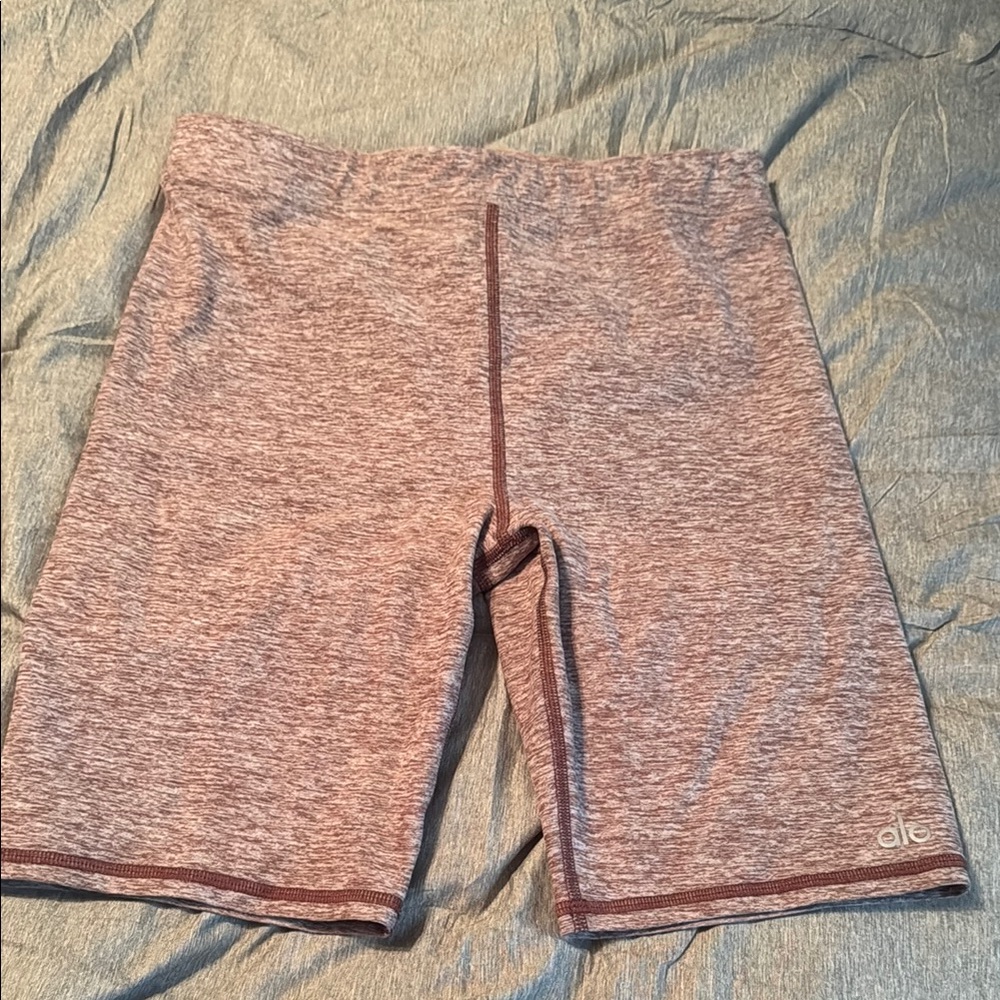 ALO Yoga Mauve Heathered Biker Shorts